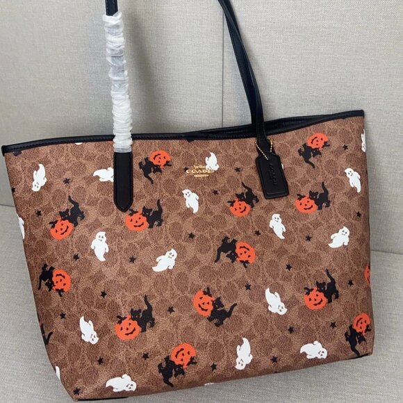 Brand new Coach City Tote In Signature Canvas With Halloween Print CW450 - Picture 1 of 8